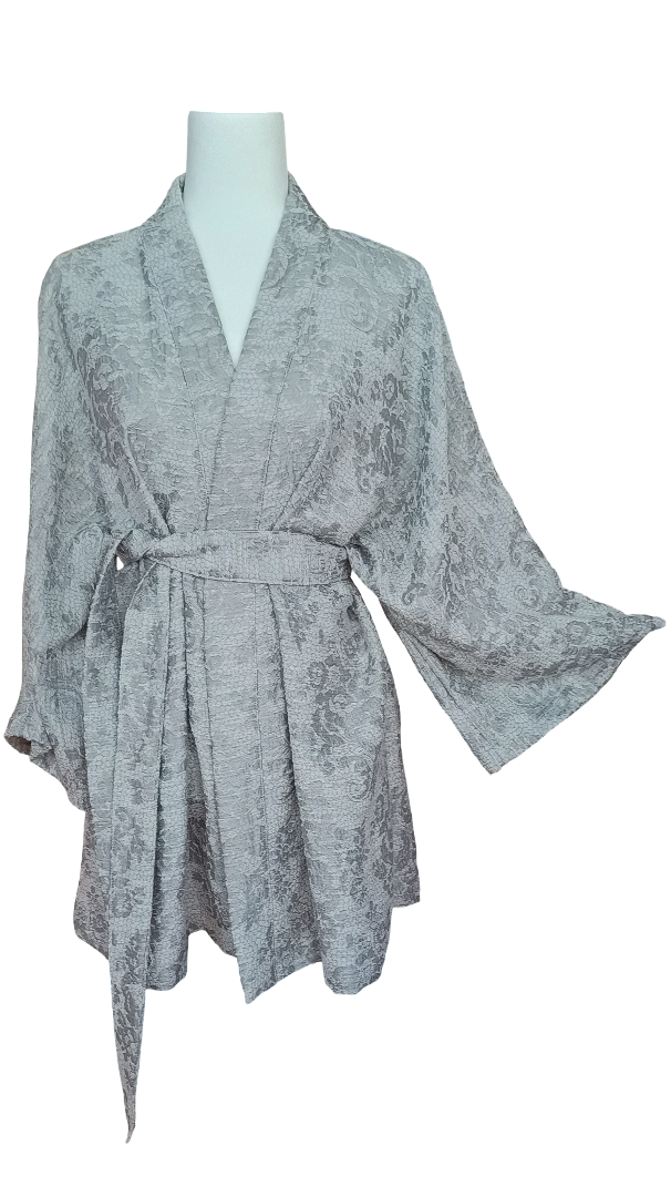 Kimono Silver