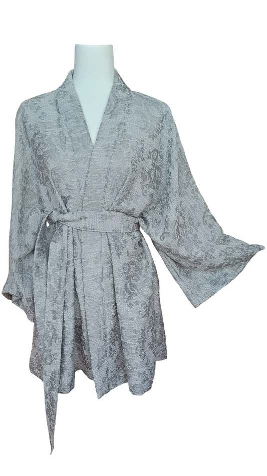 Kimono Silver
